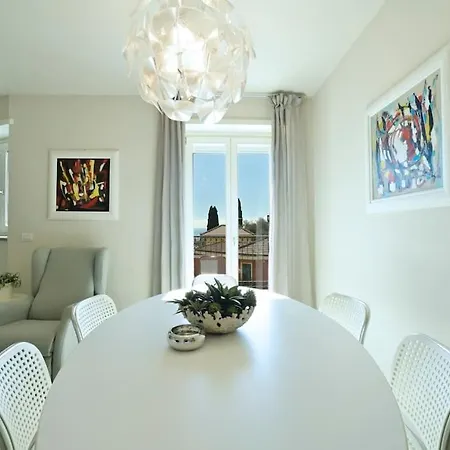 Appartamento Luxury Con Garage Vista Mare Per 6 Persone Alassio