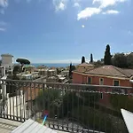 Luxury Con Garage Vista Mare Per 6 Persone Appartamento Alassio