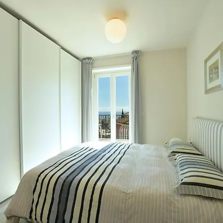 Luxury Con Garage Vista Mare Per 6 Persone * Алассио