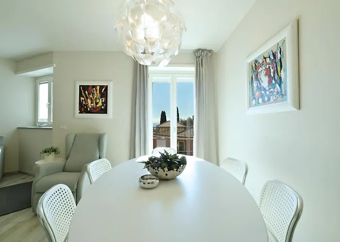 Apartamento Luxury Con Garage Vista Mare Per 6 Persone Alassio